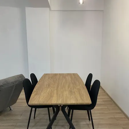 Apartment Solid Cazino